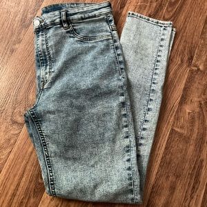 H&M divided jeans
